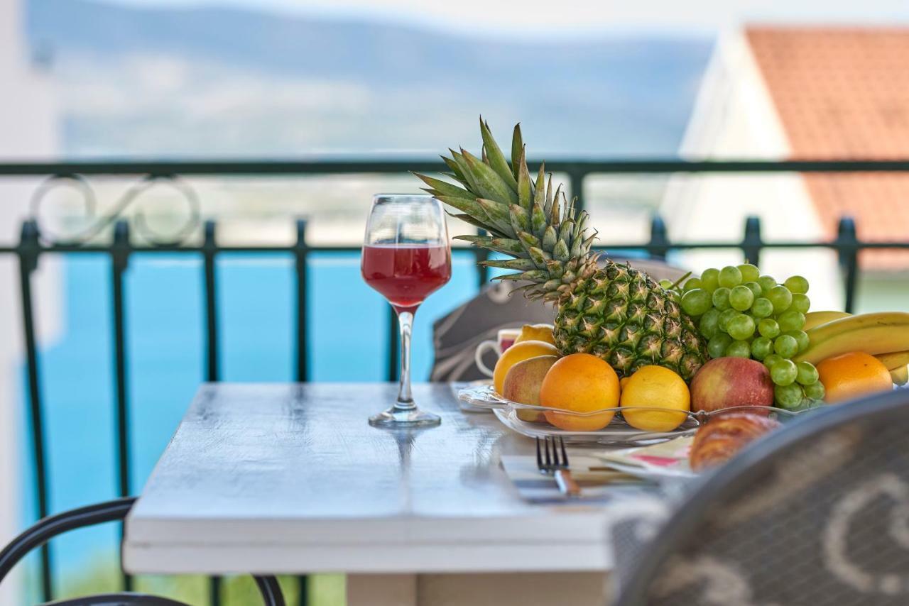 Apartment Ugrina Trogir Exterior foto
